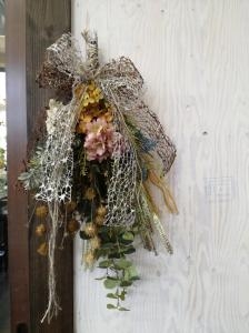 造花のスワッグ｜「花幸」　（愛知県豊川市の花キューピット加盟店 花屋）のブログ